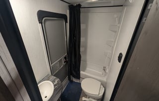 Your stress free RV getaway is here! Prowler 290BH