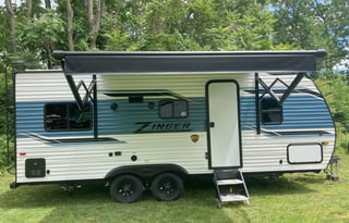 2024 Zinger 211RD Adventure Trailer