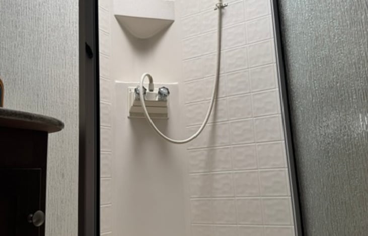full functioning shower