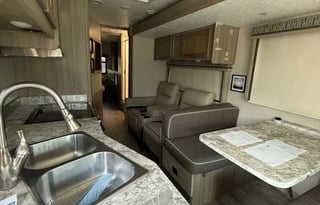 A5 Pursuit Sleeps6-Comfort, Space, Road Confidence