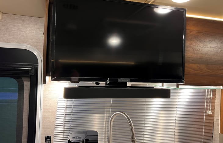 TV with DVD player and bluetooth soundbar