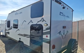 2023 Cherokee Wolf Pup 16BHSBL Black Label