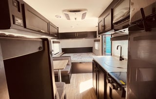 *BEST for KoH + Sleeps 5 + Ultralight + BigFridge*