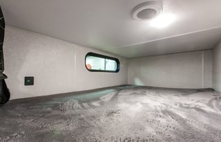 Luxury RV w/patio, Relax - bbq