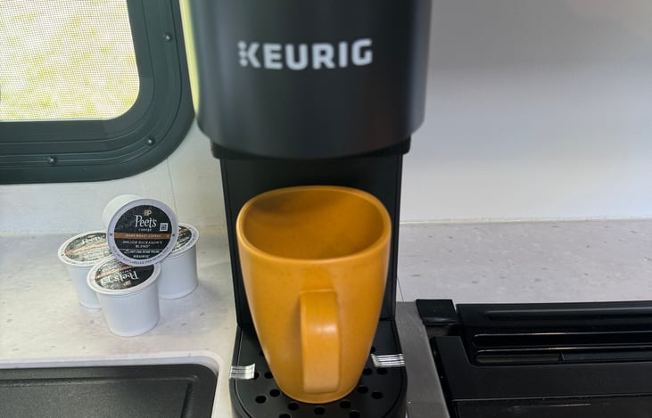 Single serve keurig, as well as a drip coffee maker.