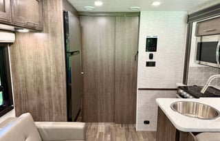 NEW 2025 Entegra Coach Vision 27A