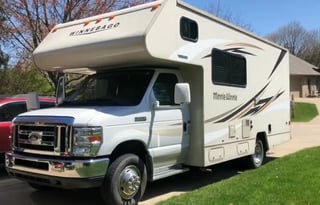 John's Winnebago Minnie Winnie 22R