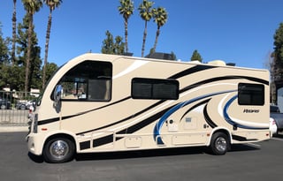 Memory Builder 2017 Thor Motor Coach Vegas 25.2