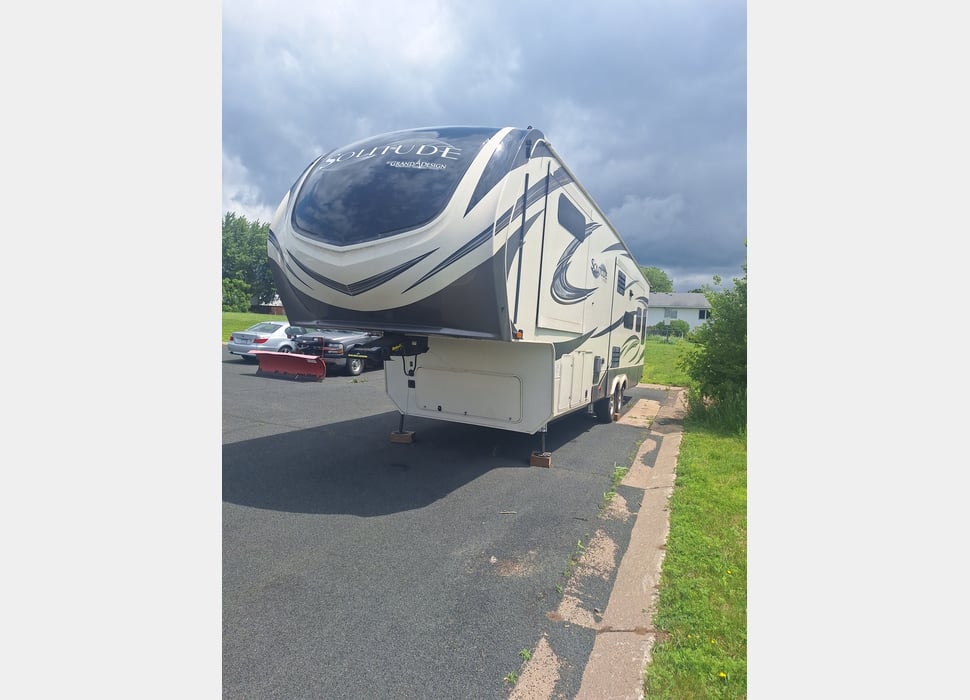 Fifth Wheel rentals in ALBERTVILLE
