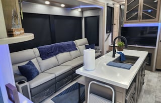 2023 Grand Design Momentum 399TH-R