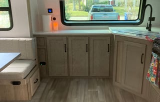 New Pearl- couples coach