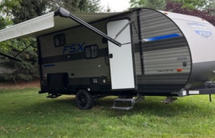 Great-sized awning for shade and comfort. At night, turn on the blue LED strip to light up your outdoor living room.