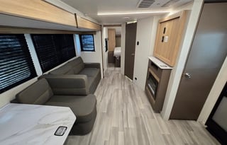 2025 Cruiser Avenir 25RK