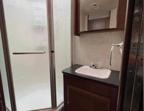 Fleetwood RV Tioga Montara 31M