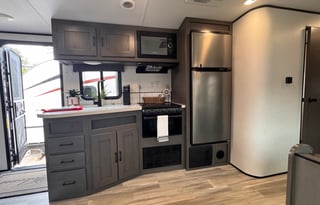 2021 Cruiser Embrace EL310