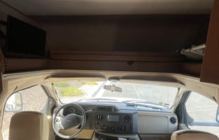 Flor the Wanderer: 2018 Coachmen RV Leprechaun