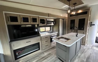 2023 Grand Design Reflection 367BHS