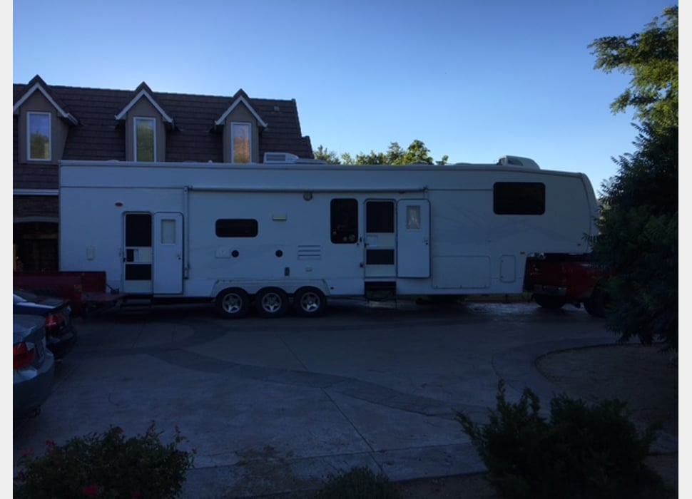 Fifth Wheel rentals in Roseville