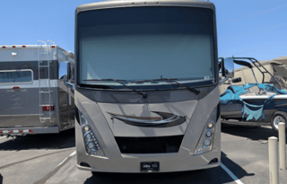 Kid Approved Bunks - Large Family Camper Rental