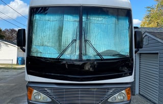 2004 Fleetwood RV Pace Arrow 37C