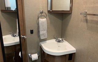 RV Trippin - "Waldo" - Winnebago Outlook 25J