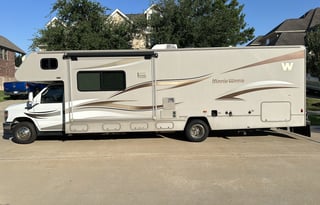 2014 Winnebago Minnie Winnie 31H