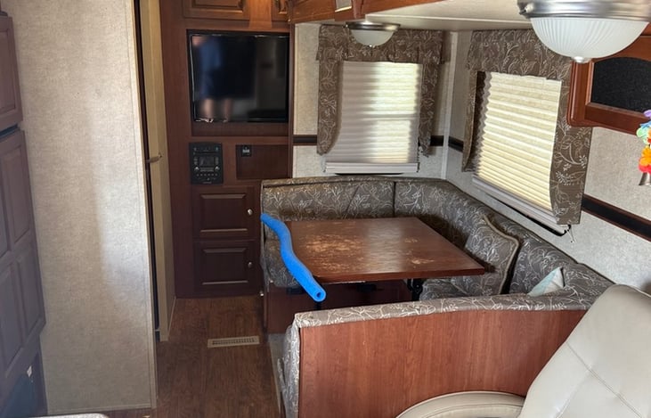 55 Inch TV/Stereo Entertainment Area