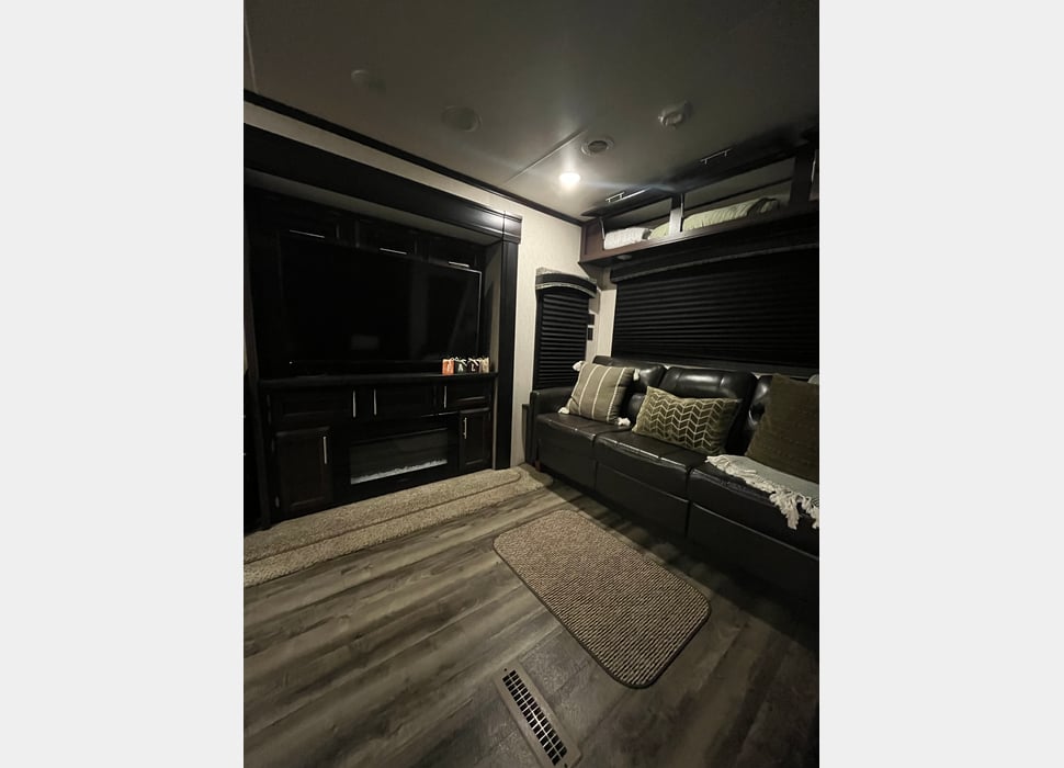 Travel Trailer rentals in Pearl