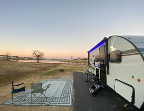 Forest River RV Cherokee Grey Wolf Black Label 18MTBL