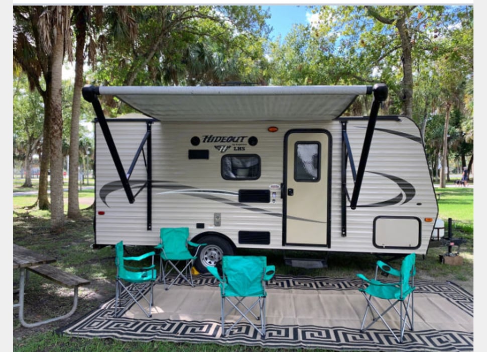 Travel Trailer rentals in Naperville