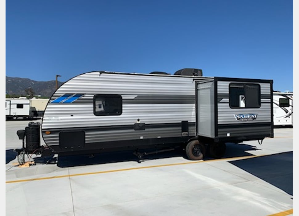 Travel Trailer rentals in Stallion Springs