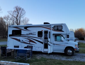Forest River RV Sunseeker 2300 Ford