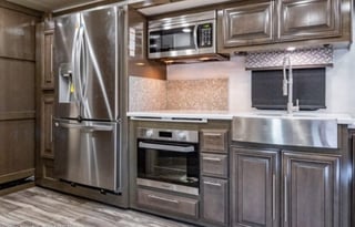 T2022 CONVENIENT & EASY TO DRIVE RV!!! GEORGE TOWN