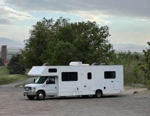 Thor Motor Coach Four Winds 28A