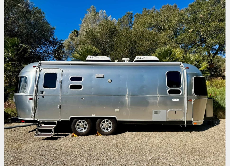 Travel Trailer rentals in Santa Barbara