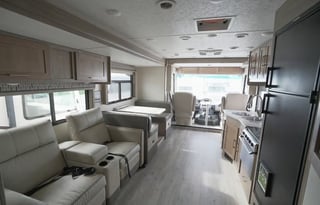 A5 Pursuit Sleeps6-Comfort, Space, Road Confidence