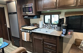 Memory Maker-Wander Freely: All 50 States Welcome!