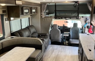2022 RV/ Families, Couples, Friends or Business