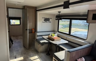 The coolest RV w/3 AC, Sleeps 10 no hauling needed