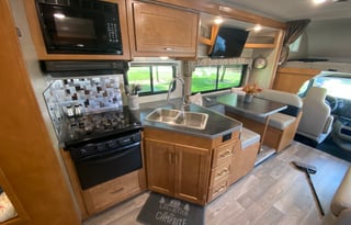 2019 Winnebago Minnie Winnie 31G