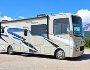 Thor Motor Coach Freedom Traveler 32A