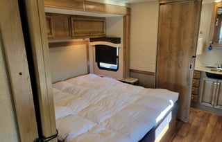 2019 Fleetwood Flair 32S