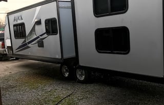 2018 Coachmen RV Apex Ultra-Lite 300LE
