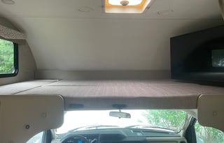 2022 Thor Motor Coach - Freedom Elite