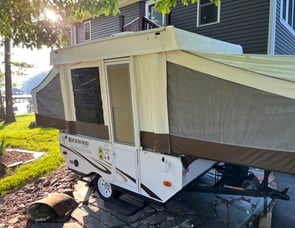 Forest River RV Rockwood Freedom LTD Series 1640LTD