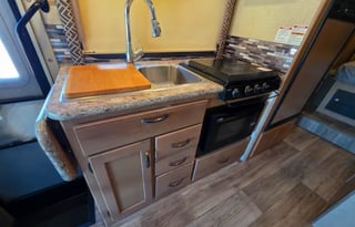 Meet "Lucy" 2018 Thor Four Winds Smtx1826