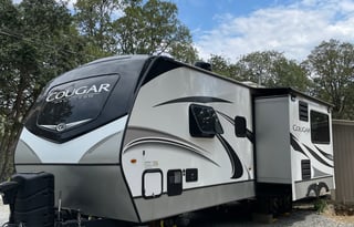 2022 Keystone RV Cougar Half-Ton 30BHS