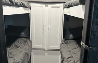 Hideout & Seek