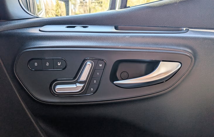 Comfortable and heated Mercedes seats that are easy to position to your liking.