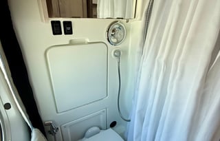 Winnebago Travato 59KL